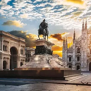 https://hotel-amico.italymilanhotels.net